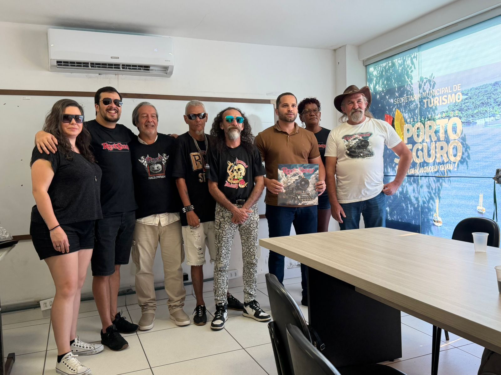 Rock Story trará história do rock ao palco em Porto Seguro neste sábado