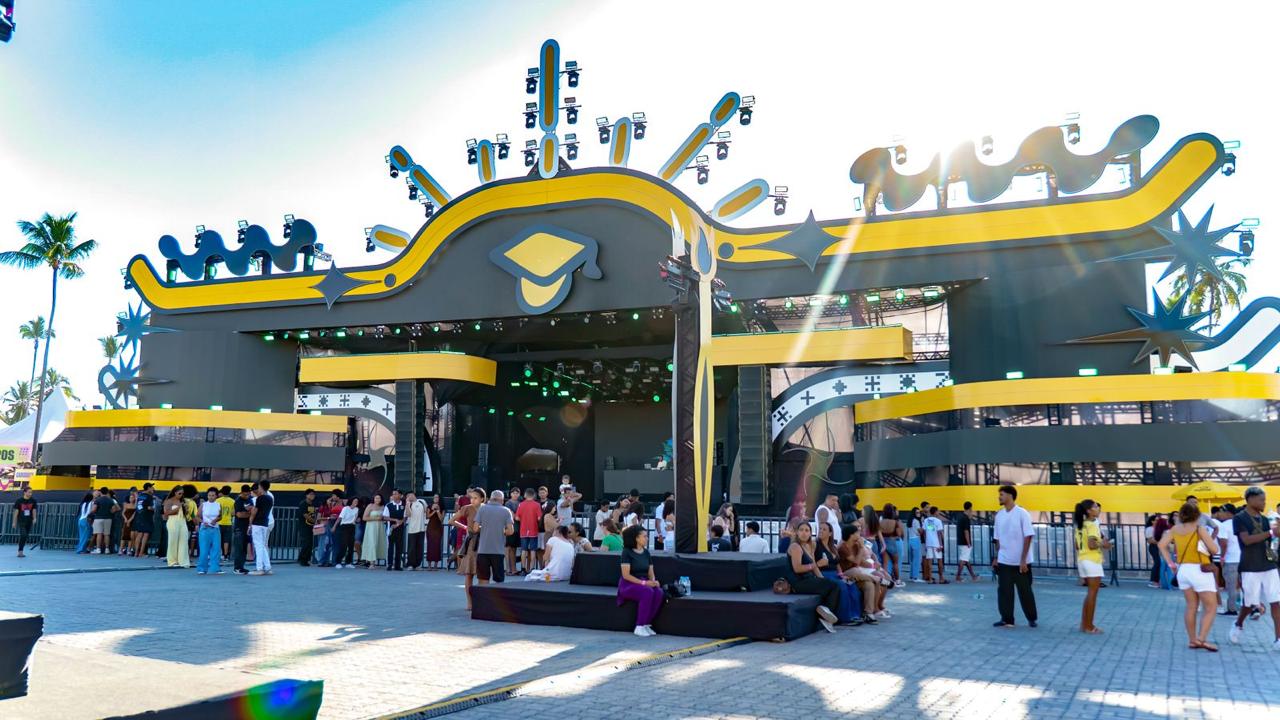 Alegria e fé marcam abertura do Planeta Jovem 2026
